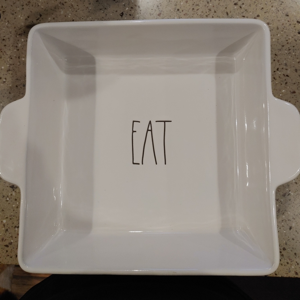 Rae Dunn Eat Casserole Dish